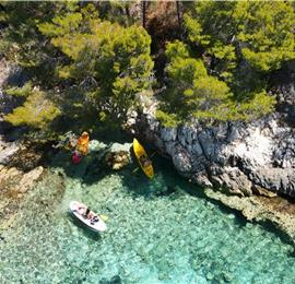6 Bedroom Beachfront Villa with Heated Pool near Vela Luka on Korcula Island, Sleep 12